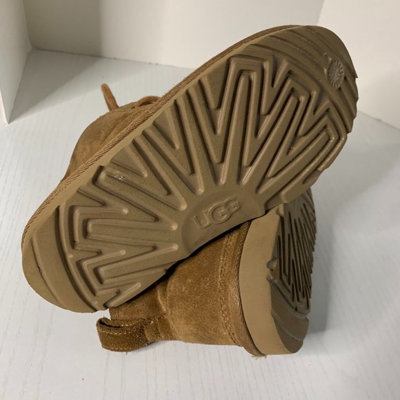 UGG girls boots - Picture 6 of 7